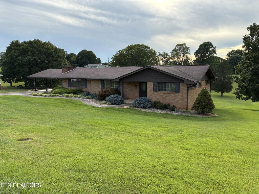 1608 Terrace Drive, Loudon