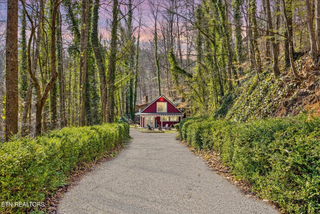 335 Sugar Mountain Way, Pigeon Forge