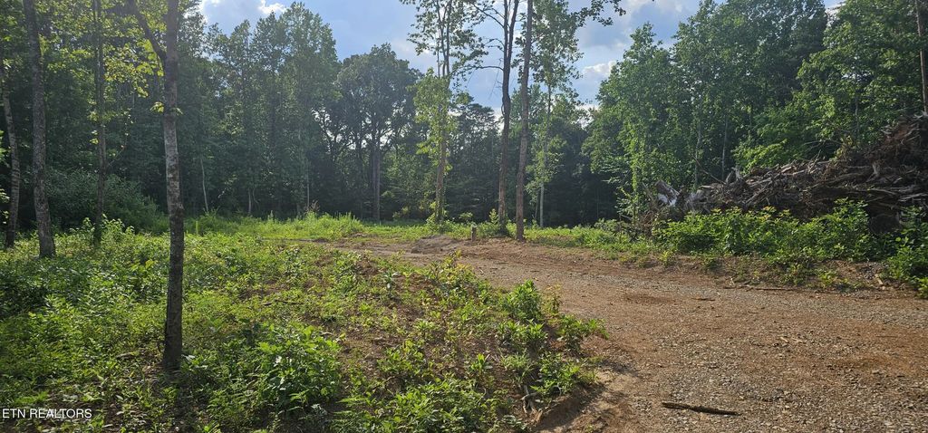 2834 Bradley Lake Lane, Knoxville