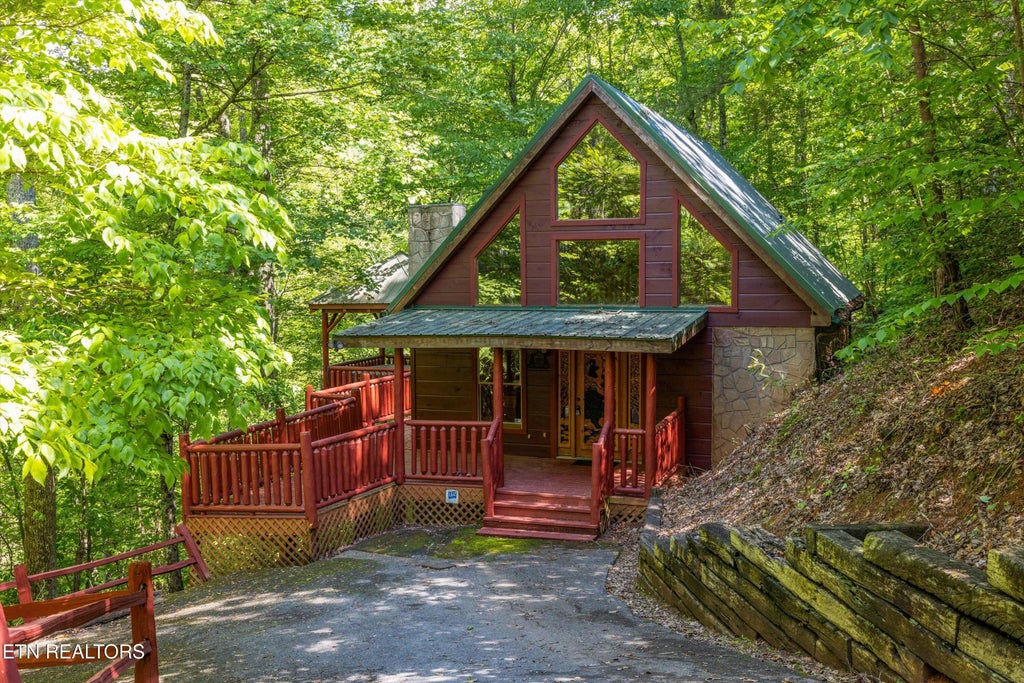 1744 Azalea Circle, Sevierville