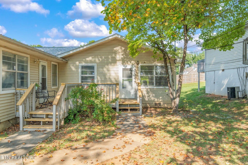 2017 Countryhill Lane, Knoxville