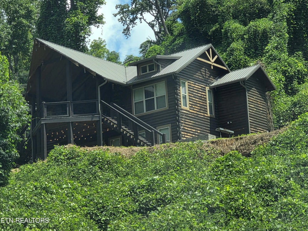 716 Kelly St, Gatlinburg