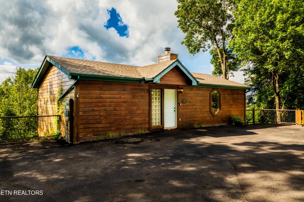 2226 St Moritz Court, Gatlinburg