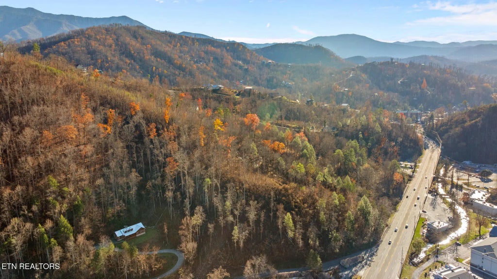 830 Sleepy Hollow Rd, Gatlinburg