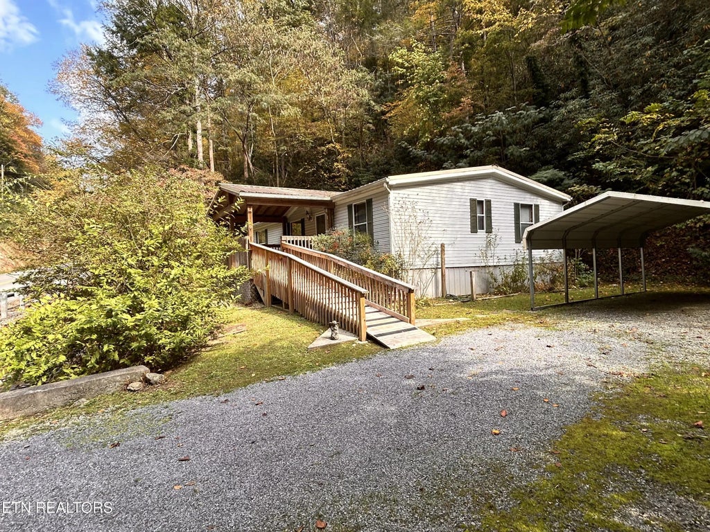 306 Cartertown Rd, Gatlinburg