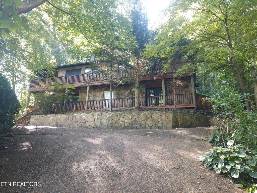 1021 Luzerne Court, Gatlinburg