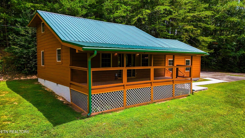 515 Smelcer Drive, Pigeon Forge