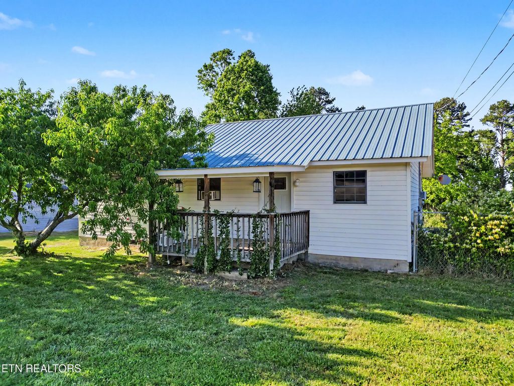 2146 Snodgrass Rd, New Tazewell