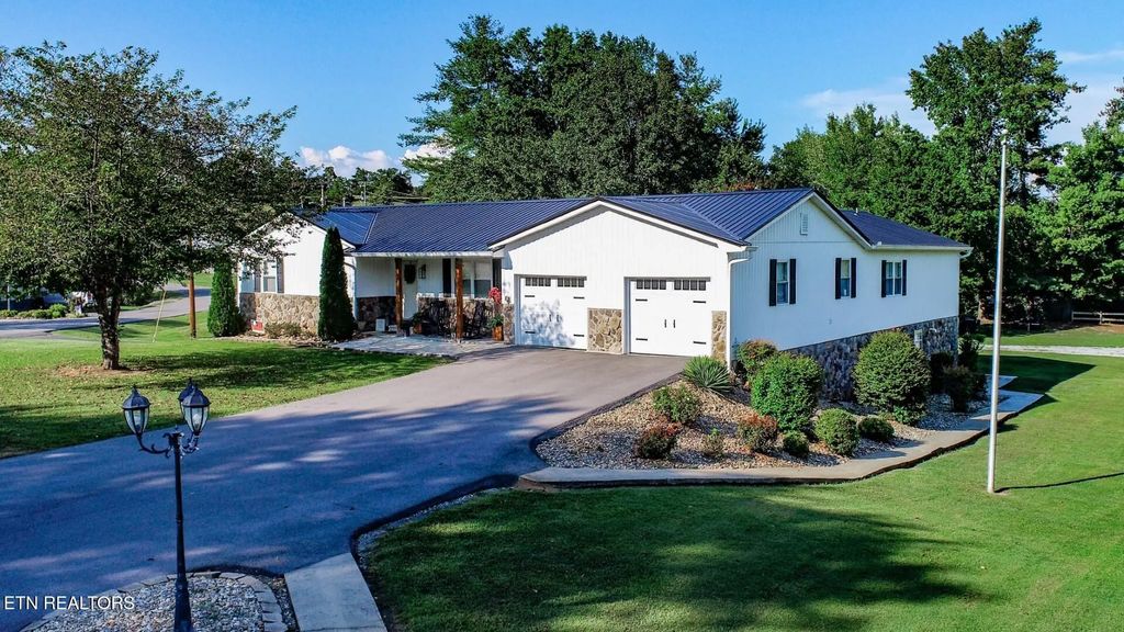500 Buckingham Dr, Newport