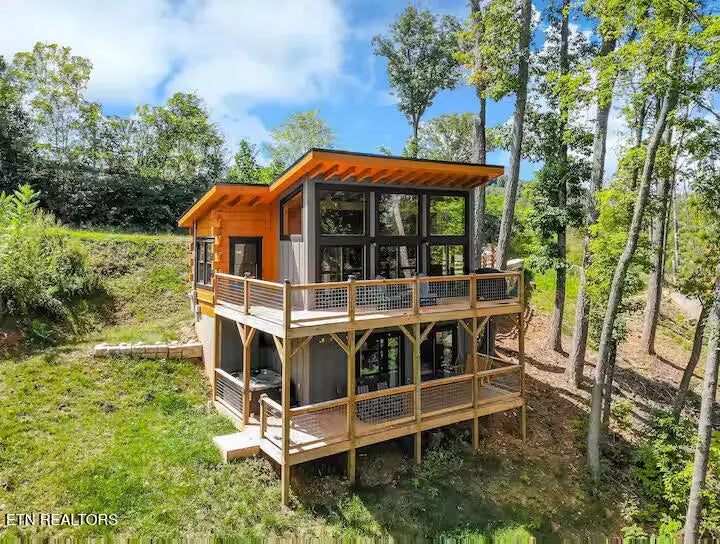 125 Chestnut Lane, Gatlinburg