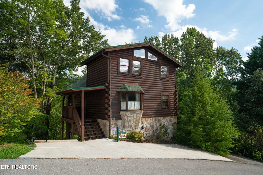 317 Brown Wren Way, Gatlinburg