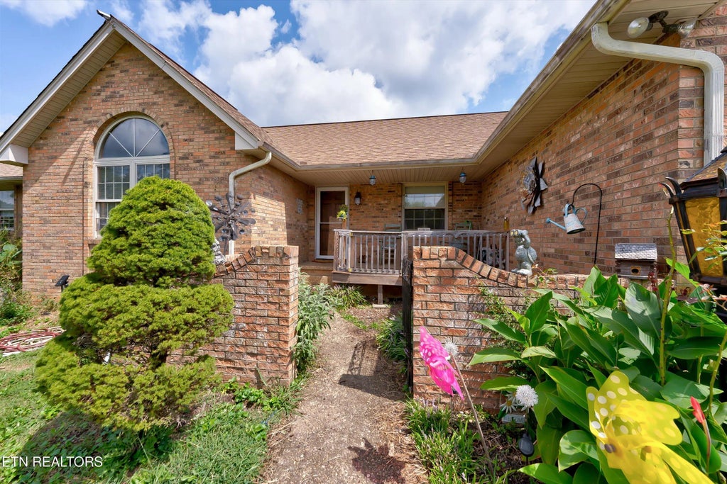 7936 Hill Rd, Knoxville