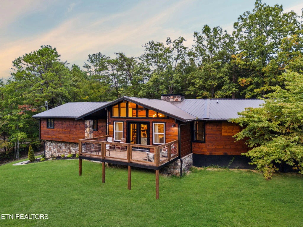 3430 Lillie Blvd, Pigeon Forge