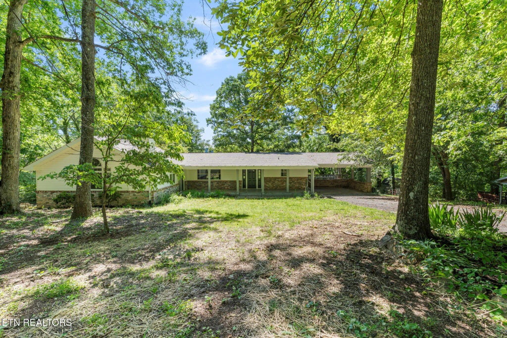 17 Westover Drive, Oak Ridge