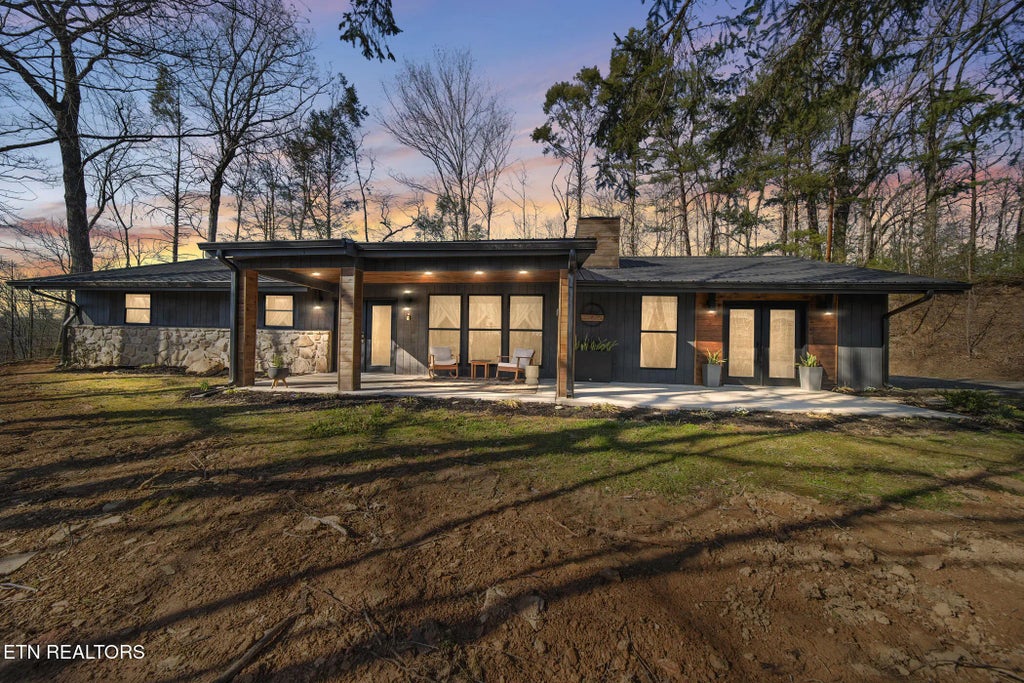 235 Jay Bird Drive, Gatlinburg