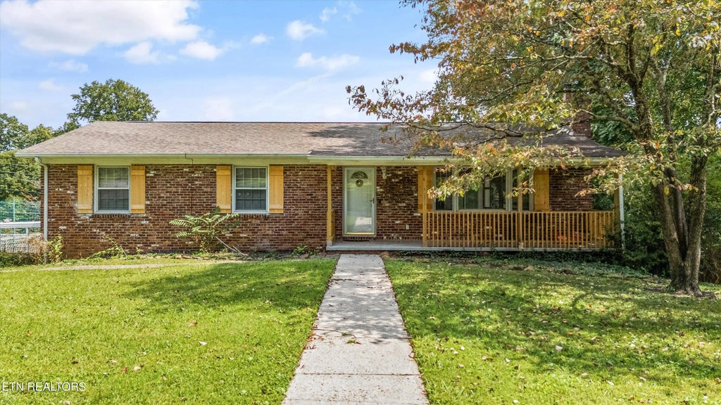 4621 Royalview Rd, Knoxville