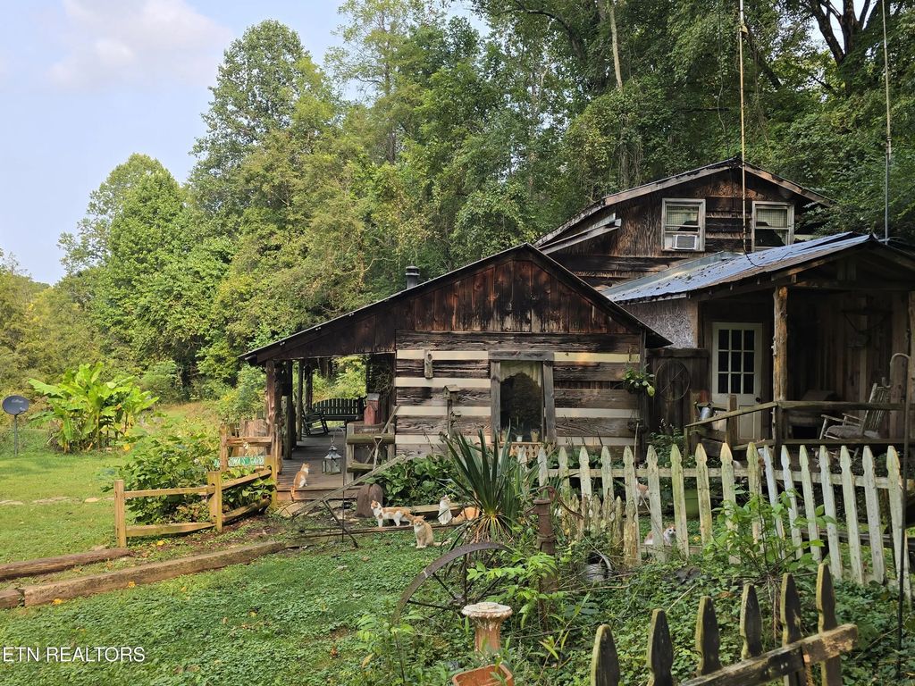 170 Parker Rd, Eidson