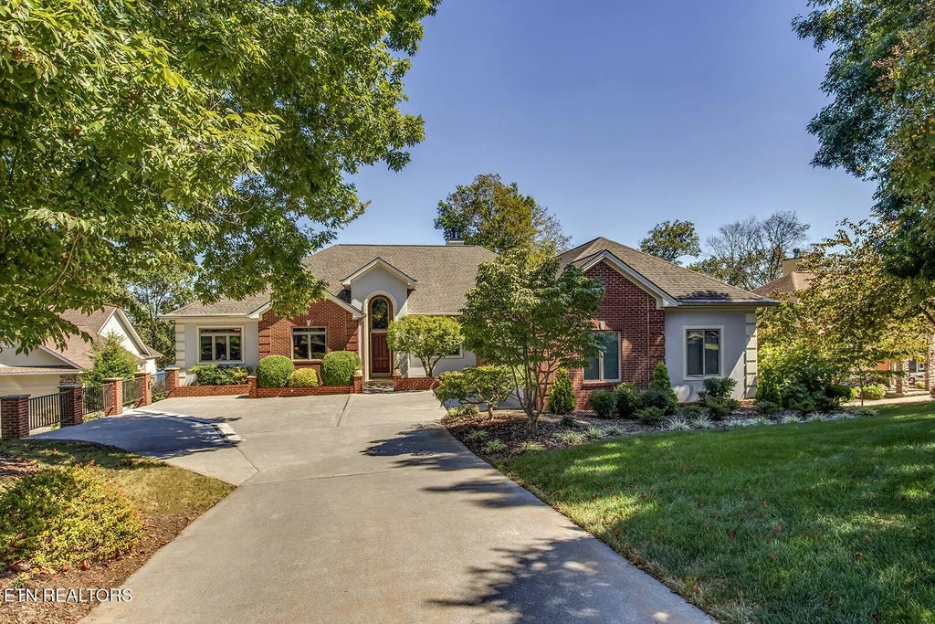 410 Catoosa Lane, Loudon