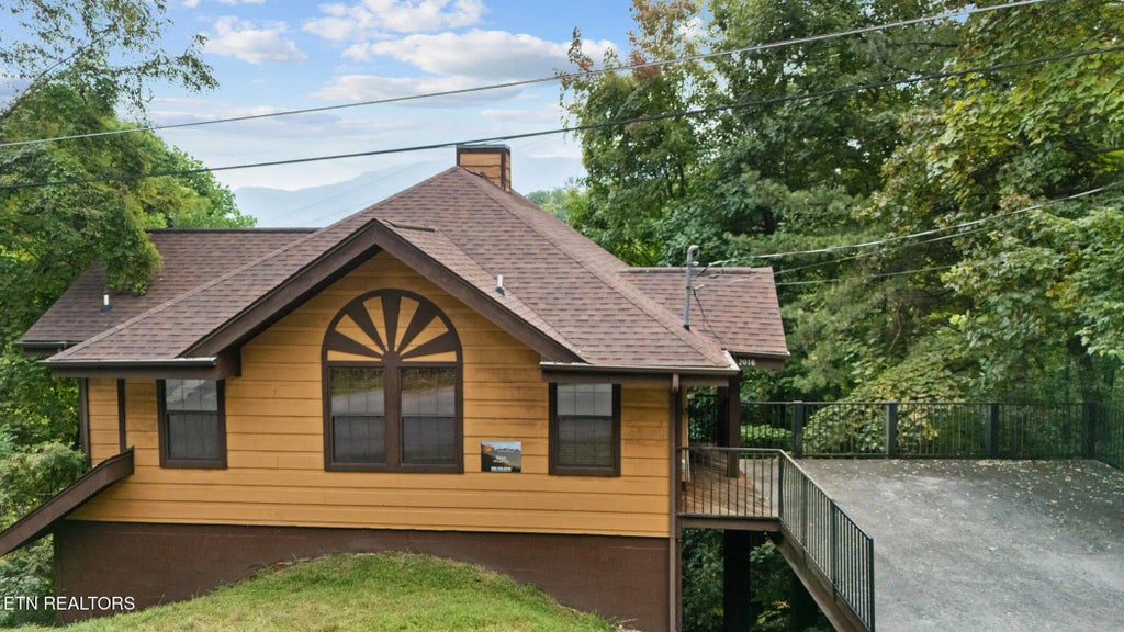 2016 Luzerne Drive, Gatlinburg