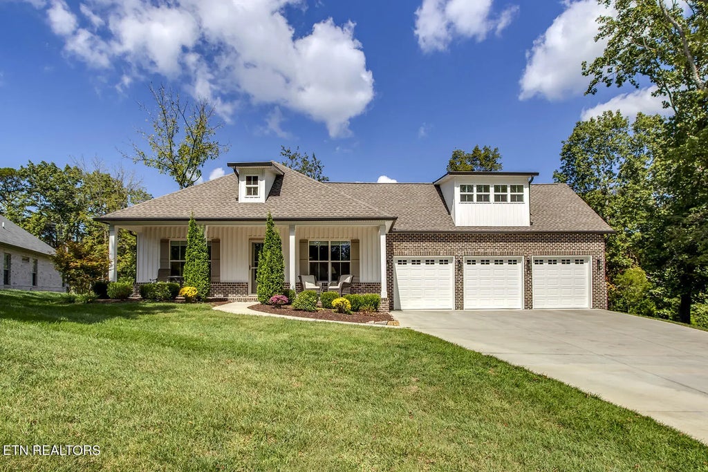 202 Choowa Trace, Loudon