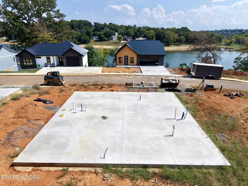 174 Lakeshore Bay Drive, Jefferson City