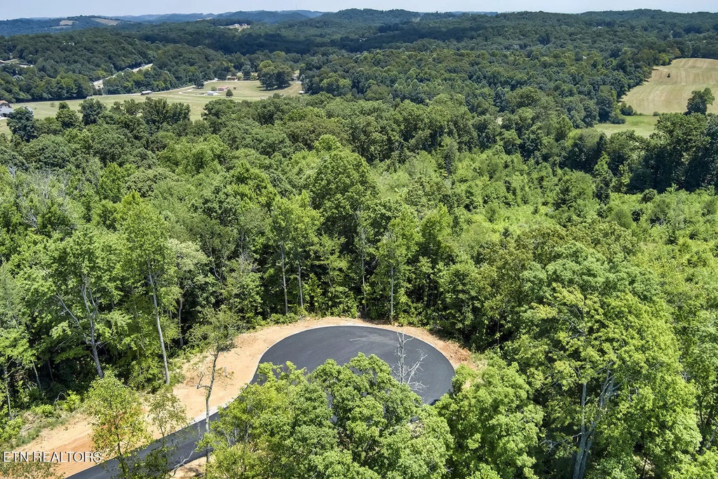 199 Canter Way, Lenoir City