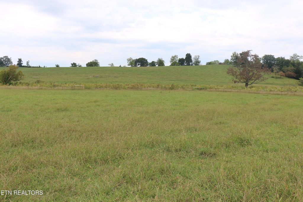 1163 County Road 461, Englewood