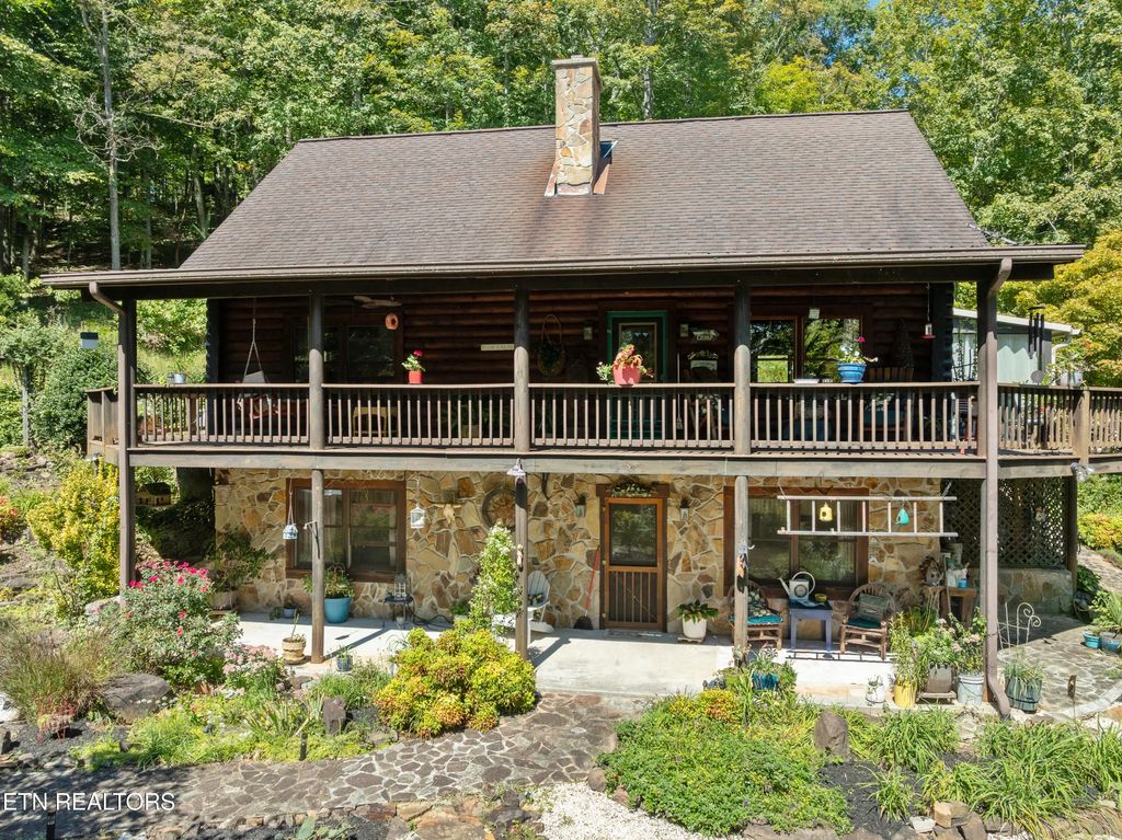 1130 Lakeview Drive, Sharps Chapel