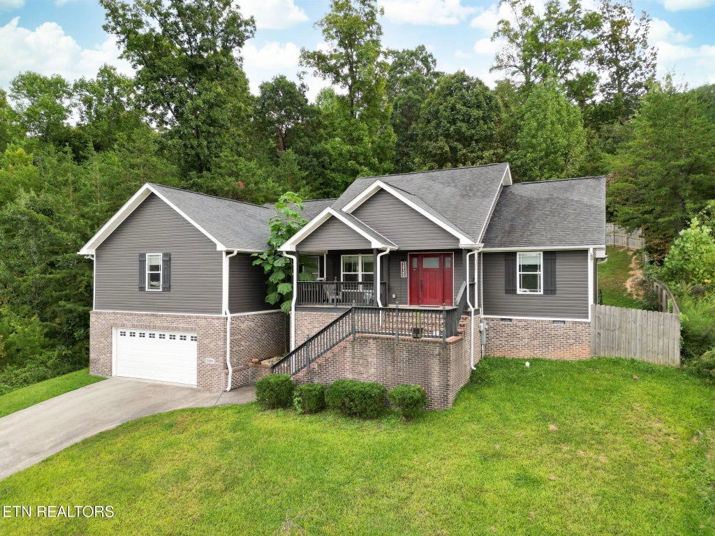 3920 Hillside Terrace Lane, Knoxville