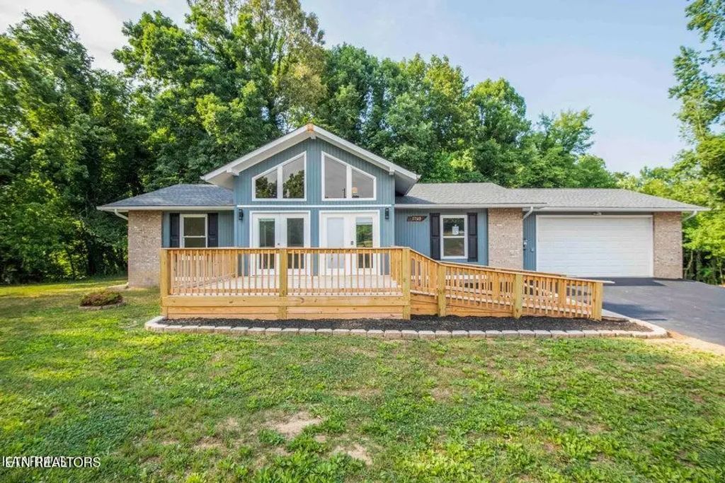 1723 Roane State Hwy, Harriman