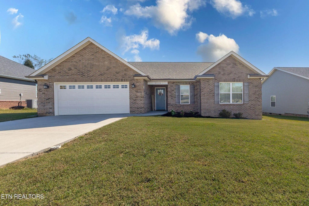 2216 Olivia Circle, Loudon