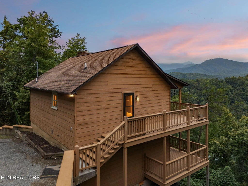 4429 New Pioneer Tr, Pigeon Forge