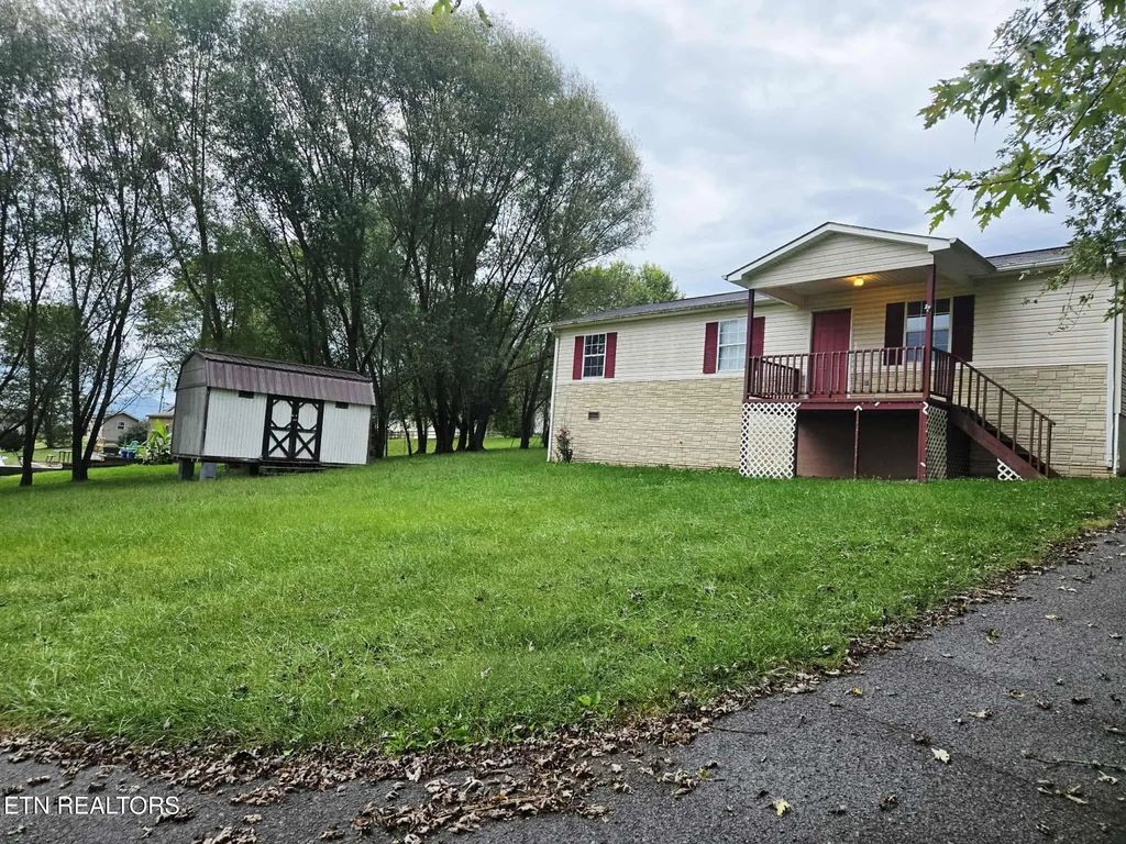 141 Mattie Lane, Tazewell