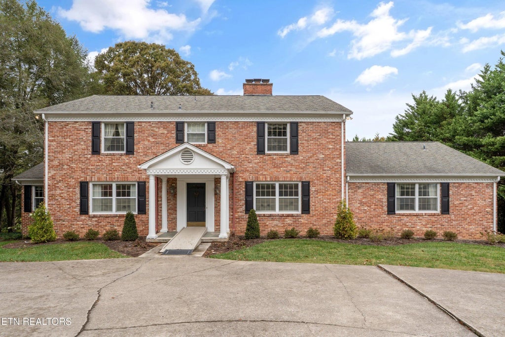 6905 Sherwood Drive, Knoxville