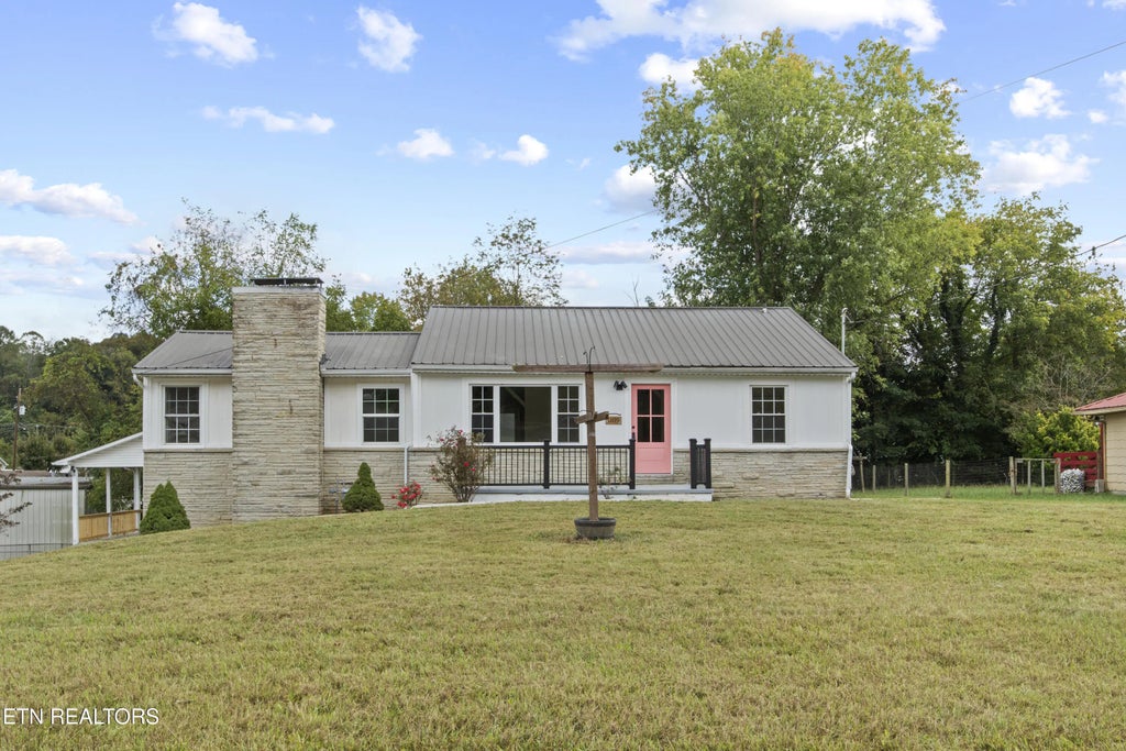 1109 W Central Ave, LaFollette