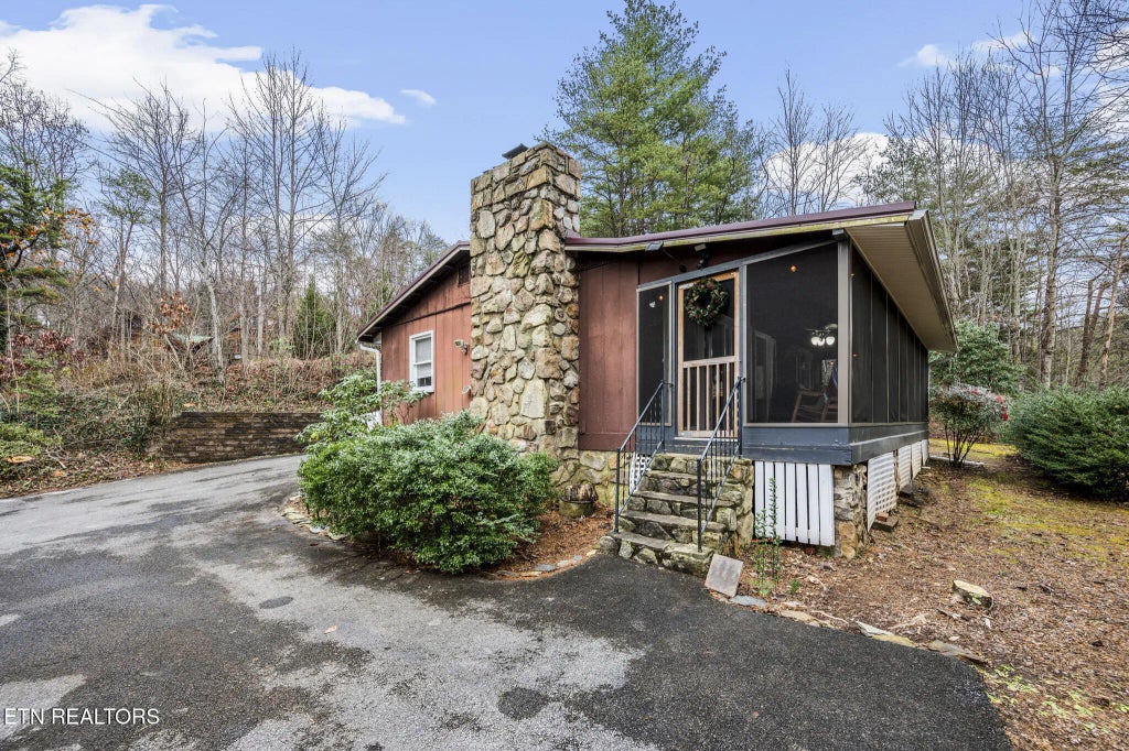 1303 Ski View Ln, Sevierville