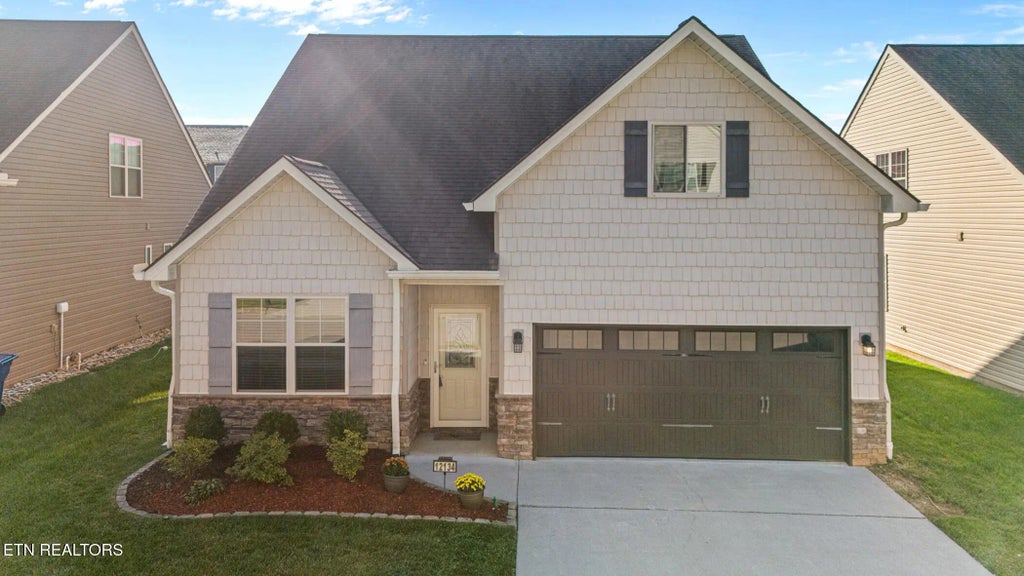 12134 Woodhollow Lane, Knoxville