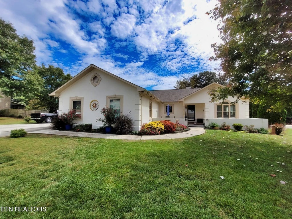 9204 Water Hill Drive, Knoxville