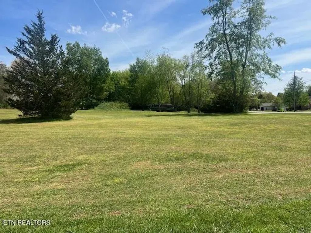2152 &2154 Ona Rd, Crossville