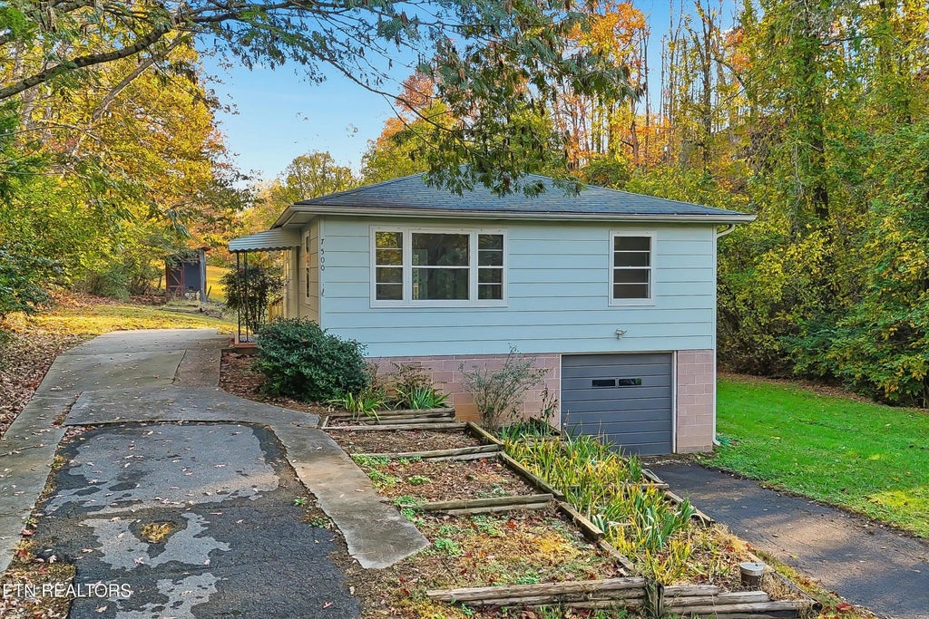 7500 Dodson Rd, Knoxville