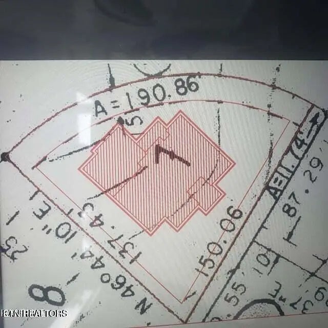 228 Seminole Circle, Loudon