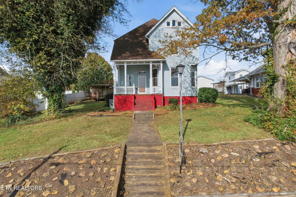 403 E 2nd Ave, Lenoir City