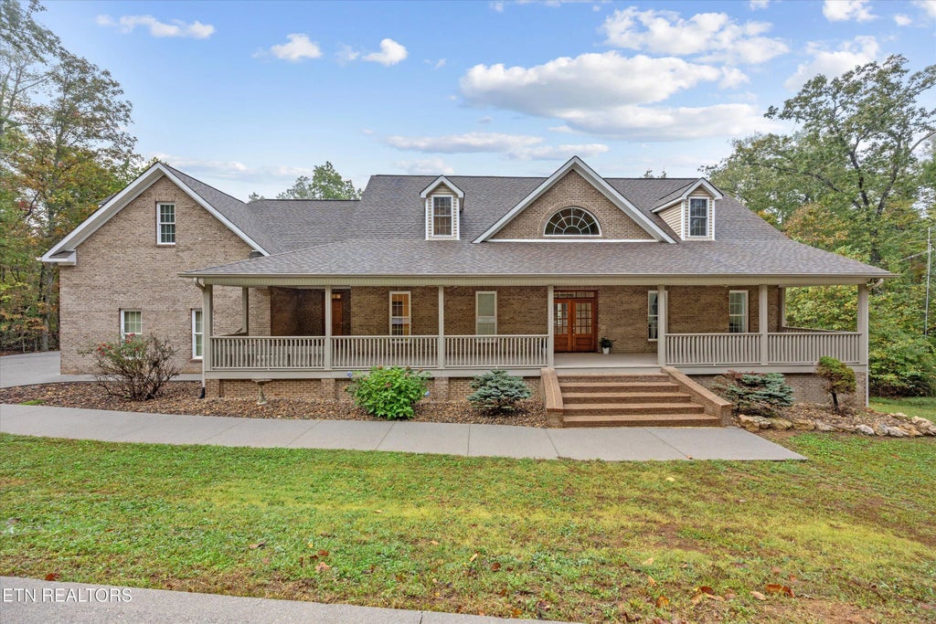 661 Tate Coley Rd, Lenoir City