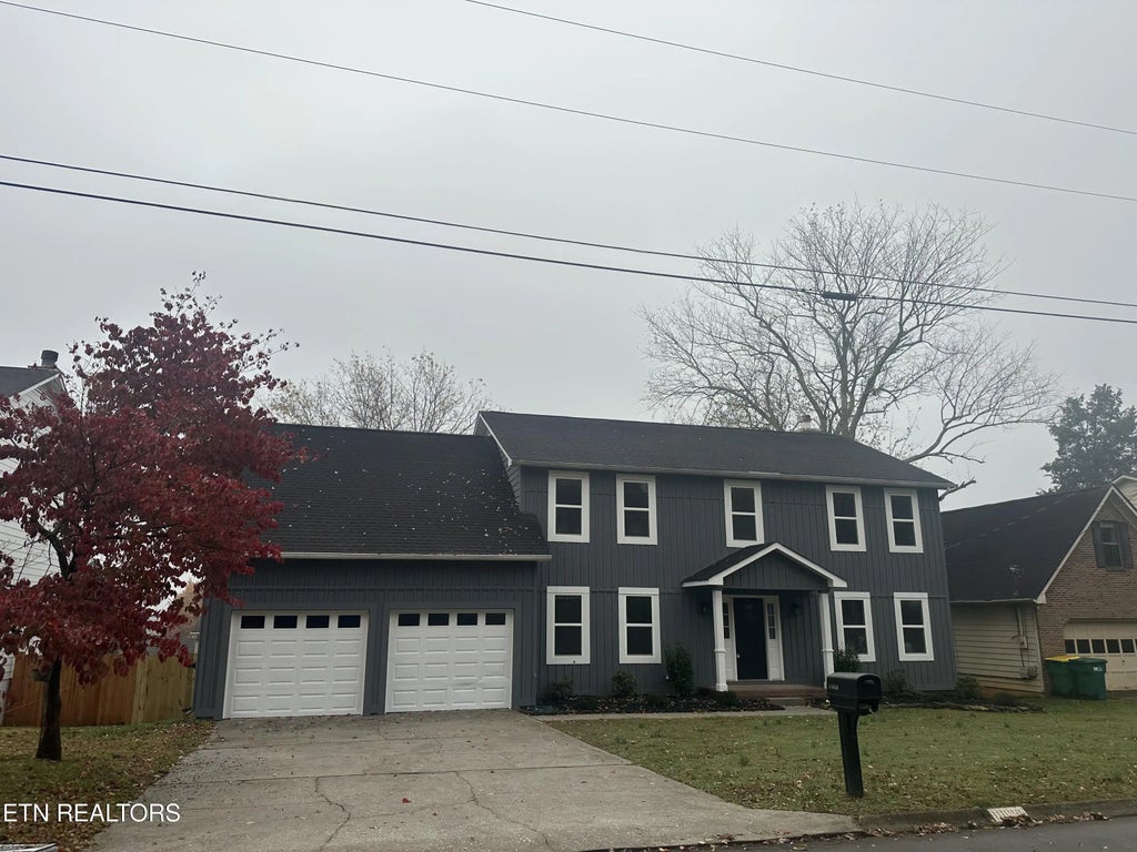 11028 Center Cross Drive, Knoxville