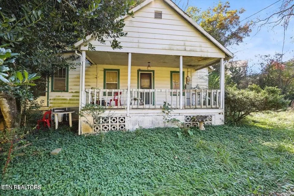 10808 Sam Lee Rd, Knoxville