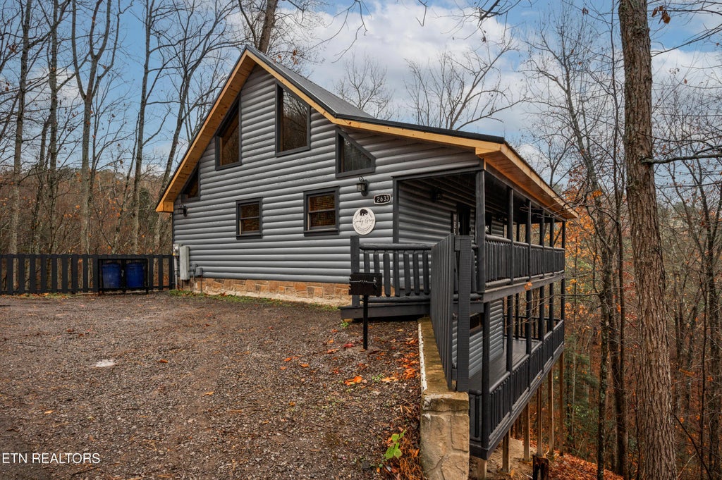 2633 Whipoorwill Hill Way, Sevierville