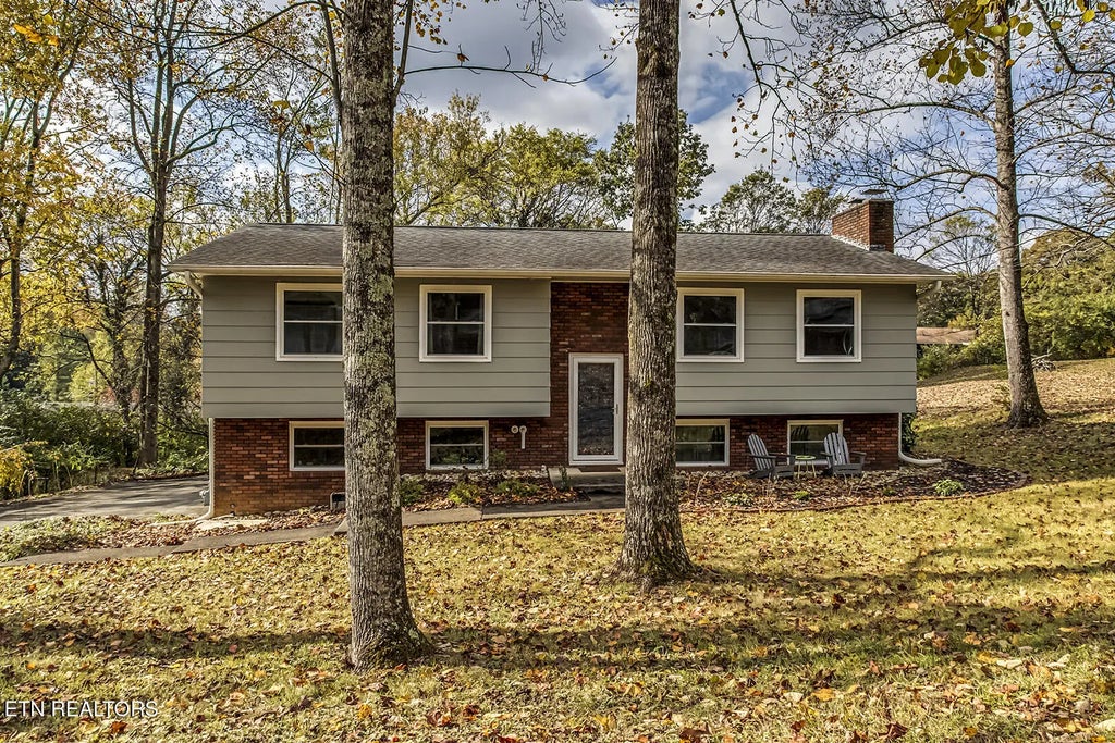 1517 Arrow Wood Rd, Knoxville