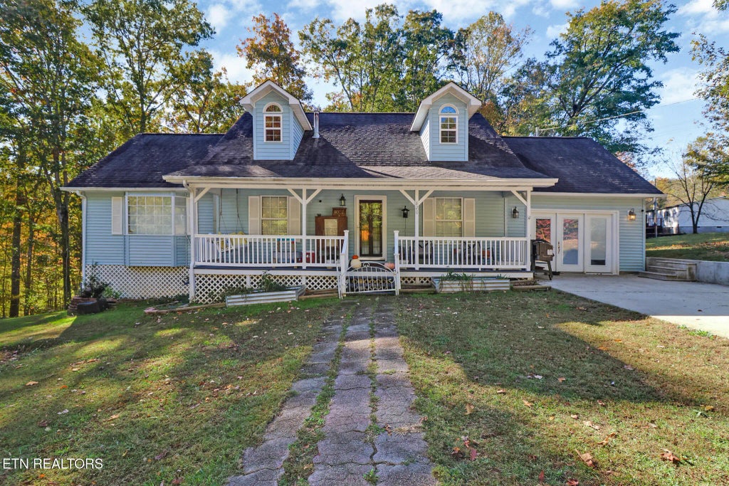 820 Sandcut Rd, Oneida