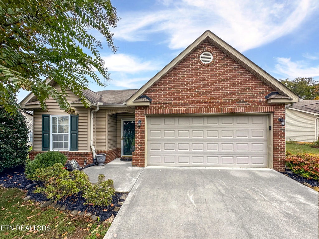 5419 Oak Harbor Lane, Knoxville