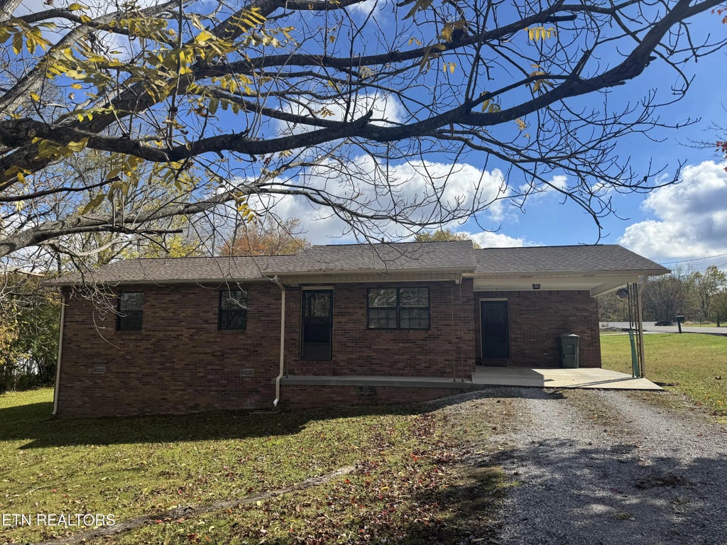 96 County Garage Rd, Crossville